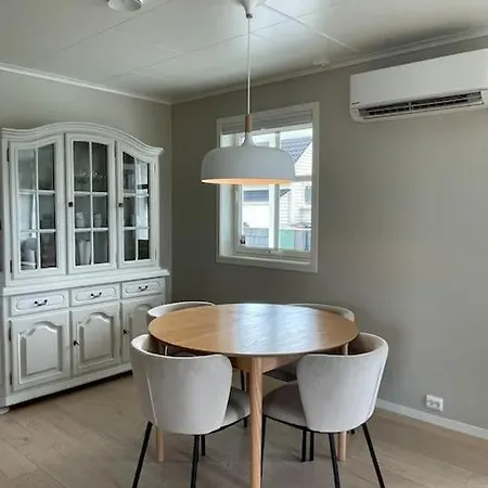 House With 5 Bedrooms, 2 Bathrooms, Available For Ons *